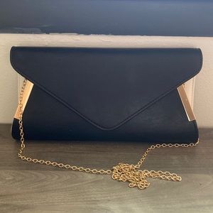 Clutch/crossbody purse